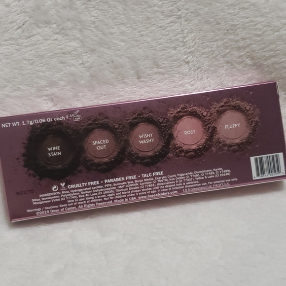Eyeshadow palette - Picture 2 of 2